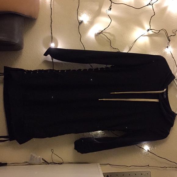 ⭐️SOLD⭐️Sweater dress with hoodie and cut outs - Picture 3 of 5